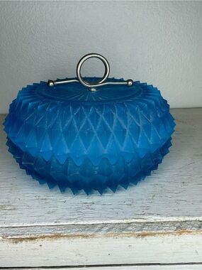 Vintage Candy Dish, Indiana Glass Co, Covered Dish, Lidded Dish, Blue, Metal Kno